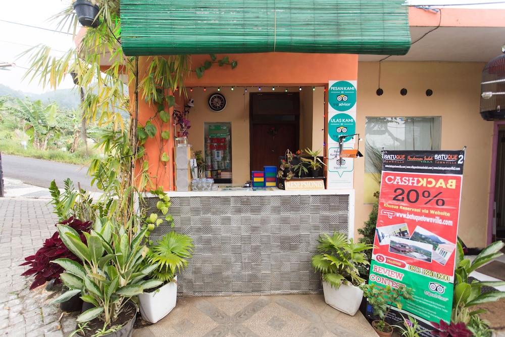 Villa Panderman Indah Batu  Exterior foto